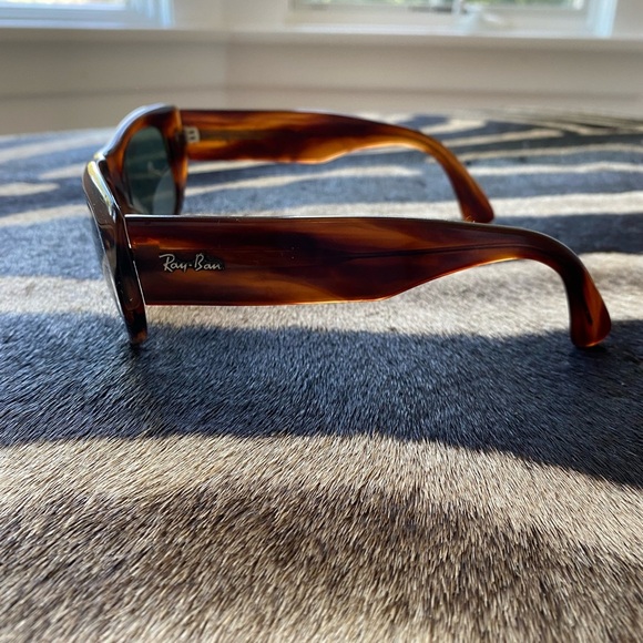 VINTAGE RAY BAN  W0586 Wayfarer Dekko tortoise shell sunglasses - Picture 4 of 5